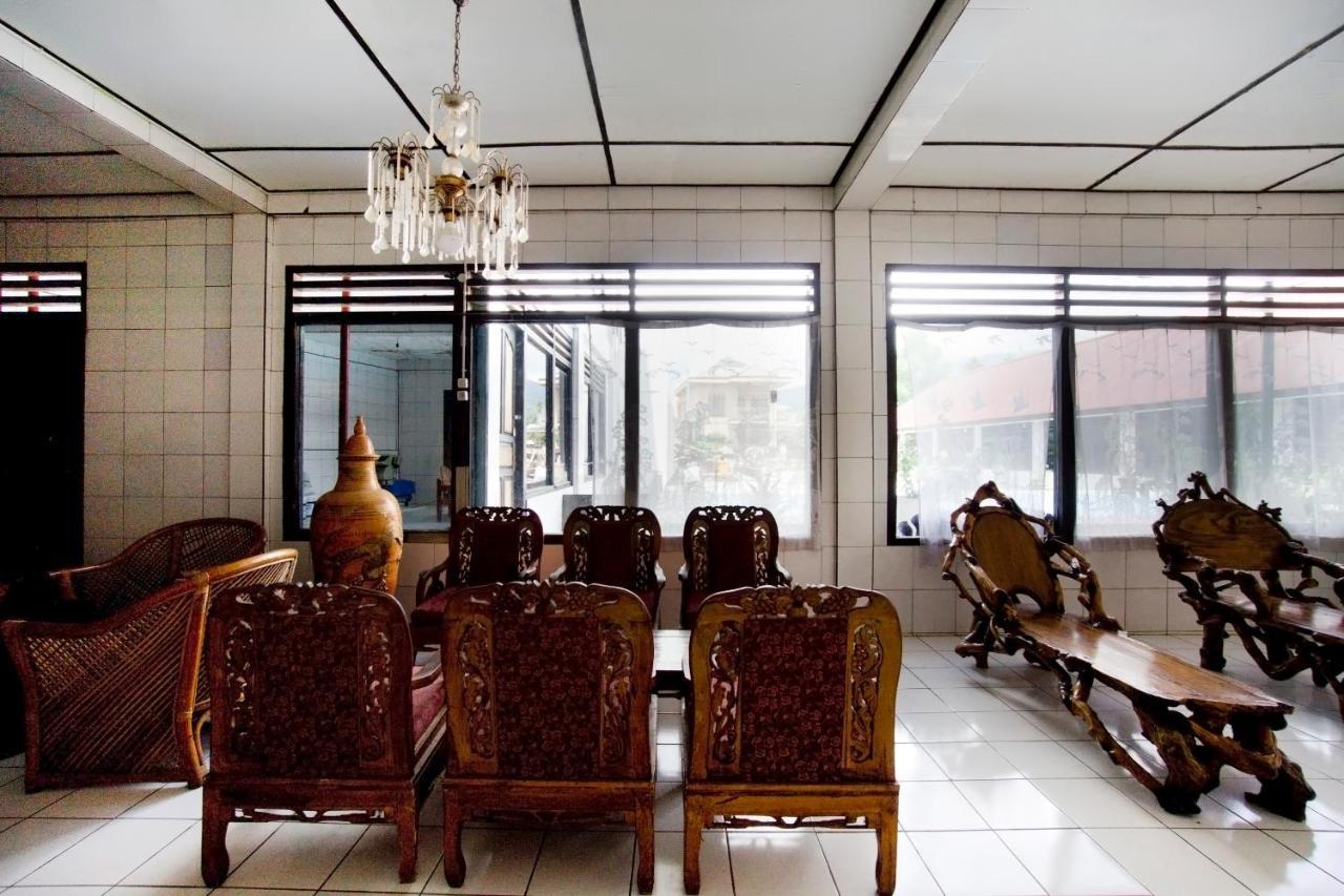 Oyo 2960 Wisma Bara Pagar Alam Pagaralam 外观 照片